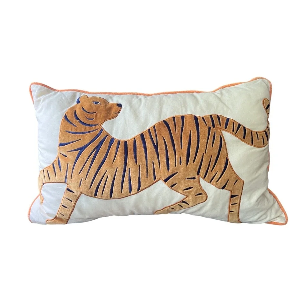 CRATE & BARREL KIDS Tiger Embroidered Throw Pillow ORANGE VELVET PIPING Cotton